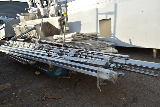 ALL ONE MONEY! Lot of Various Items Including Wire Shelves and Metal Pieces - Image 5 of 6