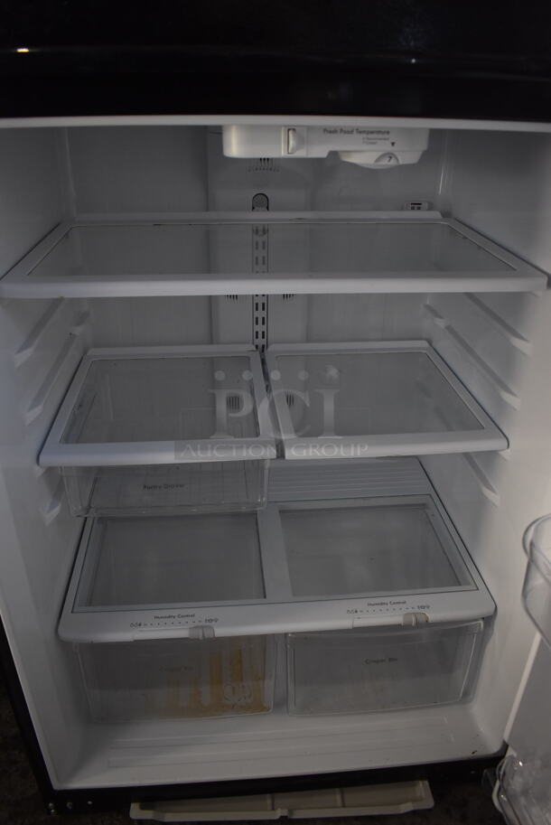 Kenmore 111.71219610 Metal Cooler Freezer Combo. 115 Volts, 1 Phase. 33x30x67. Tested and Powers On and Freezer Works But Cooler Does Not Get Cold - Image 6 of 7