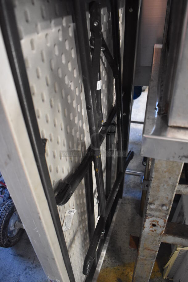 Poly Folding Table. 30x48x2 - Image 3 of 3