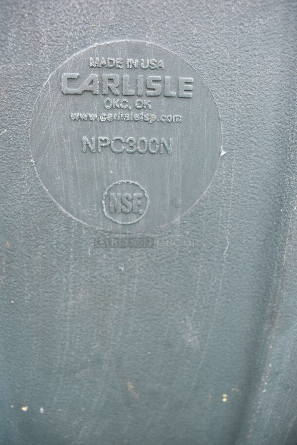 2 Carlisle NPC300N Green Poly Insulated Food Carrying Cases. 17x25x24. 2 Times Your Bid! - Image 8 of 8
