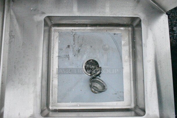 BRAND NEW SCRATCH AND DENT! Regency 600DDT36L 16 Gauge 3' Soiled / Dirty Dish Table - Left Drainboard - Image 5 of 6