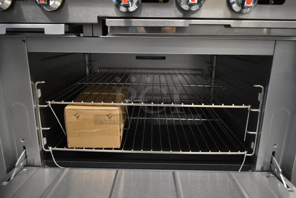 BRAND NEW SCRATCH AND DENT! KoolMore Stainless Steel Commercial Natural Gas Powered 2 Burner Range w/ Flat Top Griddle, Oven, Over Shelf and Back Splash.  - Image 10 of 12