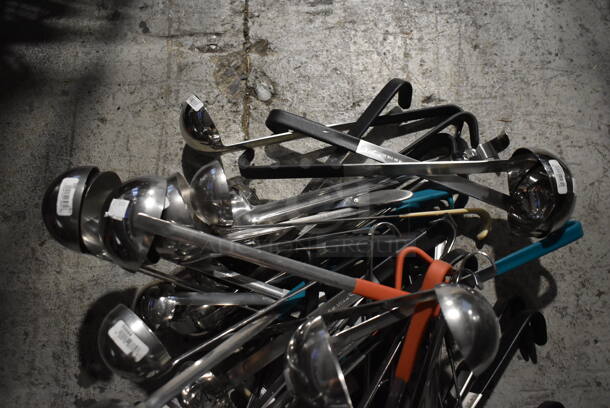ALL ONE MONEY! Crate of Various BRAND NEW Items Including Ladles - Image 2 of 6