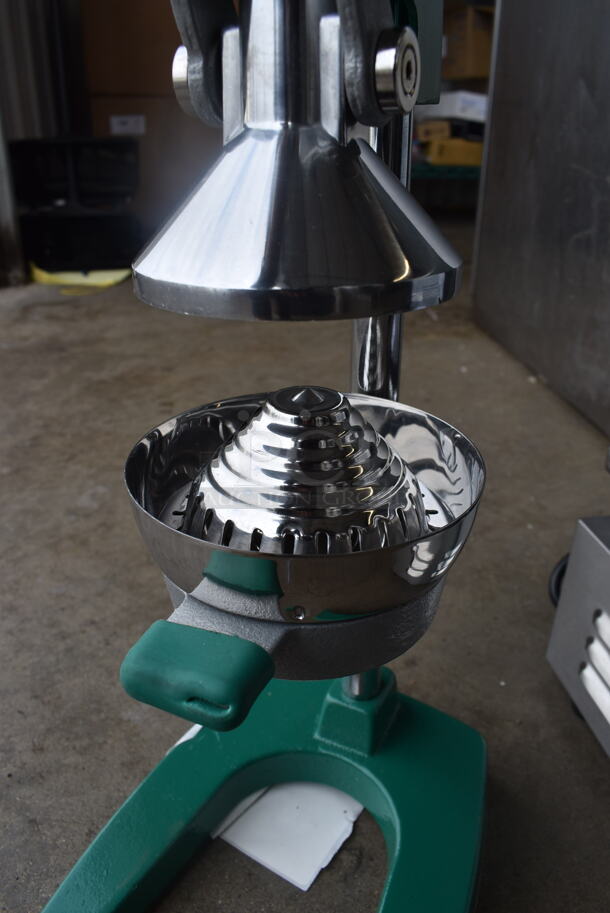 BRAND NEW! Garde XL MCJ2 Manual Commercial Citrus Juicer with Safety Spring. 7x12x20 - Image 4 of 5