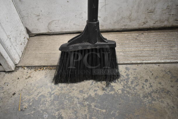 Winco Broom. - Image 2 of 3