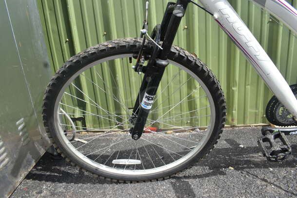 Huffy Rival Mountain Bike Bicycle - Image 2 of 4