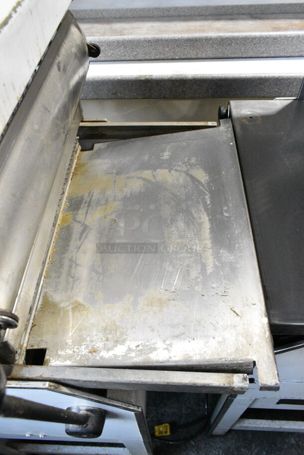 Oliver 777 Metal Commercial Floor Style Bread Loaf Slicer. 115 Volts, 1 Phase. Tested and Does Not Power On - Image 3 of 6