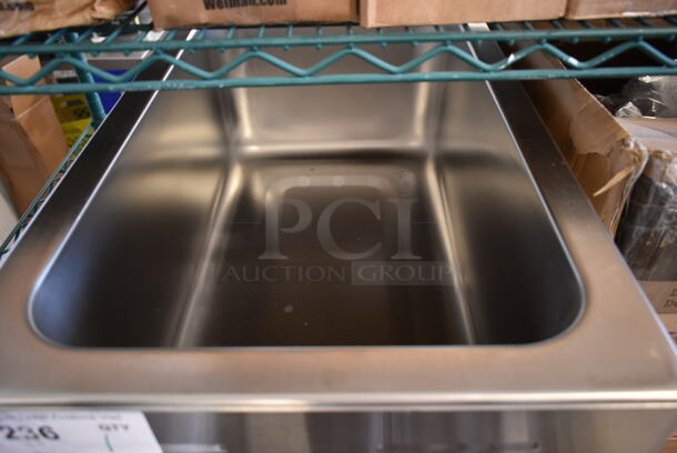 BRAND NEW SCRATCH AND DENT! 2023 ServIt 423FW150 Stainless Steel 12" x 20" Full Size Electric Countertop Food Cooker / Warmer with Digital Control. 120 Volts, 1 Phase. Tested and Working! - Image 6 of 7