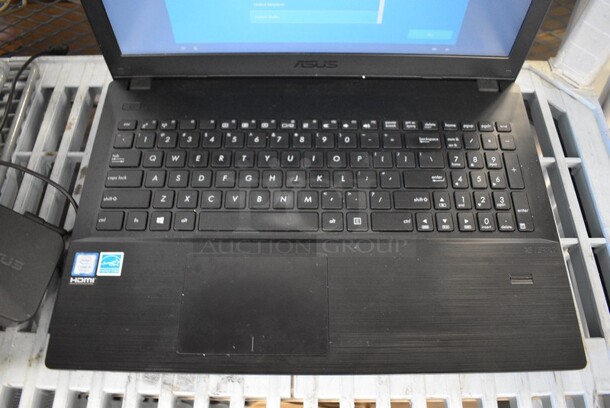 Asus Model P2540U 15.5" Screen, intel i5-7200u, 8gb RAM, Win 10 Home, 1tb hdd Laptop w/ Charging Cord. This Has Been Factory Reset. Tested and Working! - Image 3 of 9