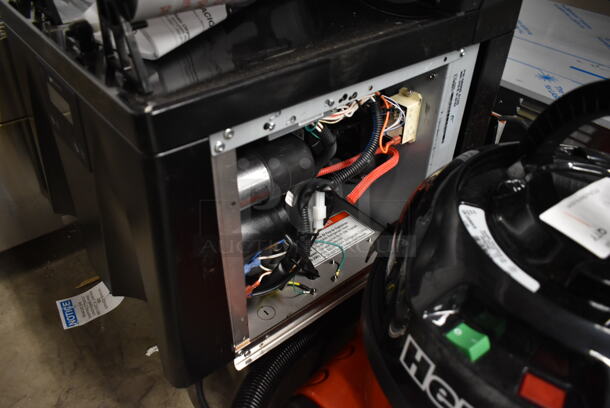 BRAND NEW SCRATCH AND DENT! 2023 Bunn ULTRA NX Stainless Steel Commercial Countertop Black Double 3 Gallon Slushy Machine. Missing Hoppers. Tested and Working! - Image 5 of 7