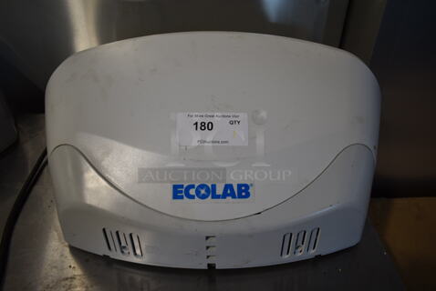 Ecolab SFS-1-1 Poly Bug Zapper. 120 Volts, 1 Phase. Tested and Working!