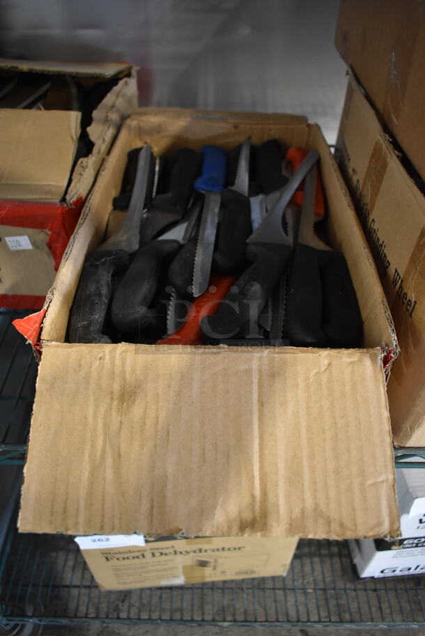 70 SHARPENED Stainless Steel Knives Including Serrated. 70 Times Your Bid! - Image 1 of 5