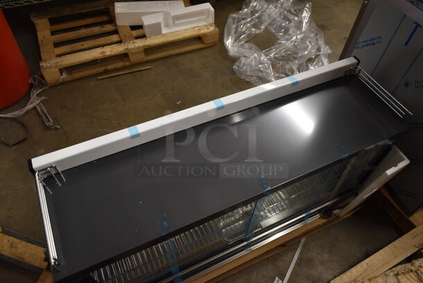 BRAND NEW SCRATCH AND DENT! KoolMore HDC-6C Metal Commercial Countertop Heated Display Case Merchandiser. 110-120 Volts, 1 Phase. Tested and Working! - Image 4 of 8