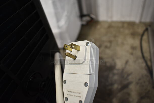 Arctic Air PACN1-095-RM Metal Floor Style Portable Air Conditioner on Casters. 9,500 BTU. 115 Volts, 1 Phase. Tested and Working! - Image 7 of 8