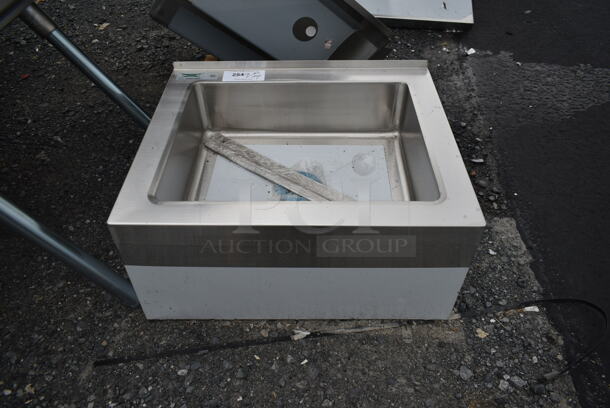 BRAND NEW SCRATCH AND DENT! Regency 600SM16206 Stainless Steel Commercial Ice Bin. No Legs. - Image 1 of 4
