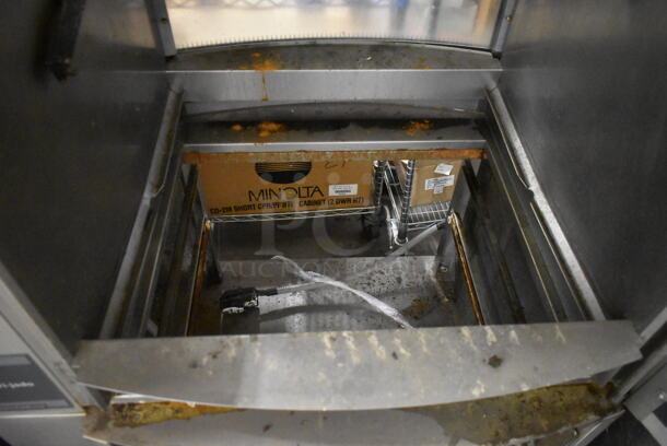 Fri-jado STG7-P Stainless Steel Commercial Electric Powered Rotisserie Oven w/ Under Shelf on Commercial Casters. 208 Volts, 3 Phase. - Image 5 of 7