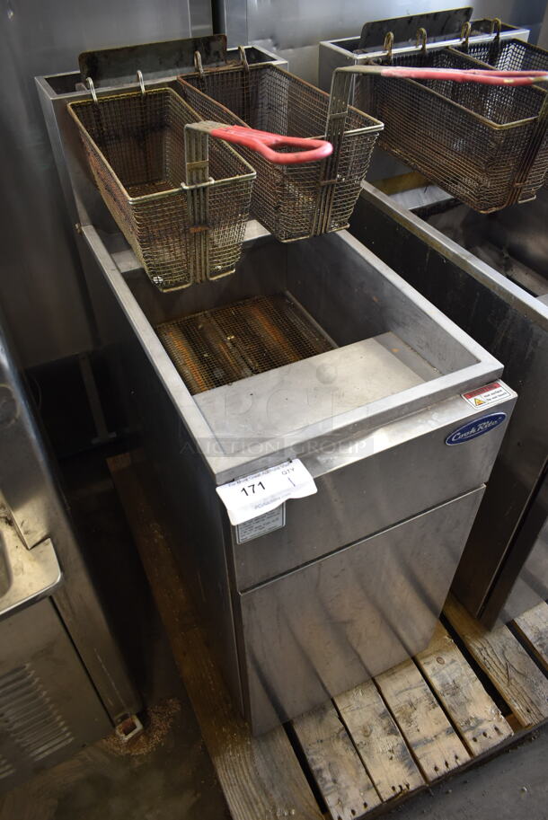 Cook Rite ATFS-40 Stainless Steel Commercial Floor Style Natural Gas Powered Deep Fat Fryer w/ 2 Metal Fry Baskets. 102,000 BTU. - Image 2 of 7
