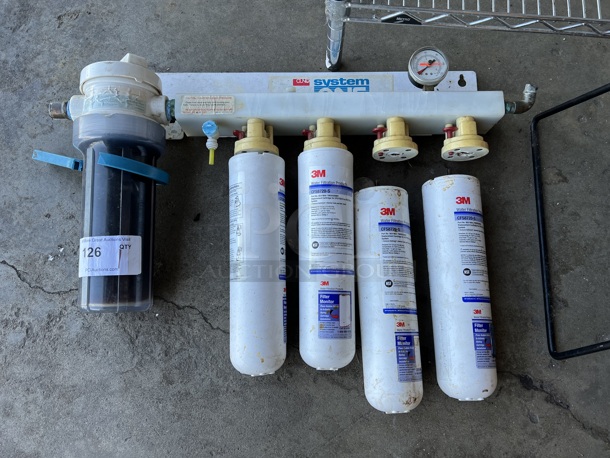 3M Water Filtration System w/ 4 Cartridges. 28x5x19 - Image 5 of 5