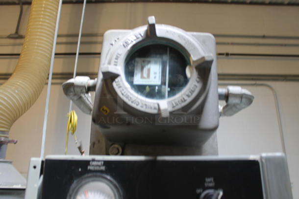 Neupak Metal Commercial Floor Style Weighmaster Filling Machine w/ Rolling Rod Conveyor Belt. BUYER MUST REMOVE. - Image 9 of 12