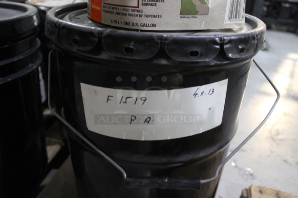 ALL ONE MONEY! PALLET LOT of Buckets; Moisture Cure Primer Clear Blue, Light Organic Yellow, Behr Concrete Bonding Primer. BUYER MUST REMOVE. - Image 8 of 8