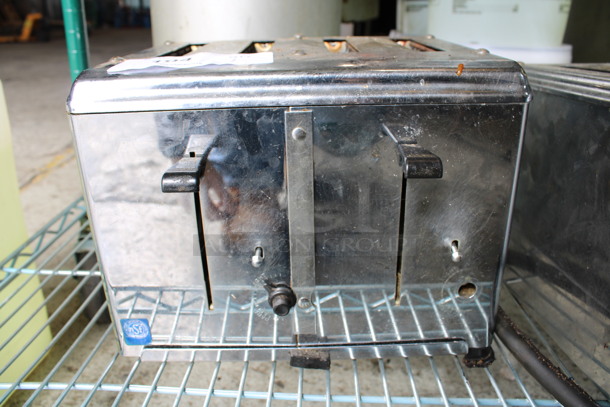 Stainless Steel Commercial Countertop 4 Slot Toaster. 11.5x11.5x9 - Image 4 of 5