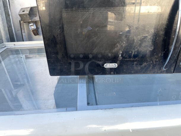 Working! Sunbeam Counter top Microwave 900 Watts - Image 3 of 9