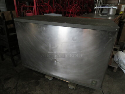 One Manitowic Ice Maker With Remote. 208-230 Volt. Model# QY1394N. Remote #JC1395. WORKING WHEN REMOVED!
