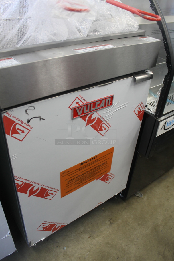 BRAND NEW SCRATCH AND DENT! 2016 Vulcan LG500-1 Stainless Steel Commercial Floor Style Natural Gas Powered 70 Pound Capacity Deep Fat Fryer w/ 2 Metal Fryer Baskets. 150,000 BTU. - Image 7 of 9