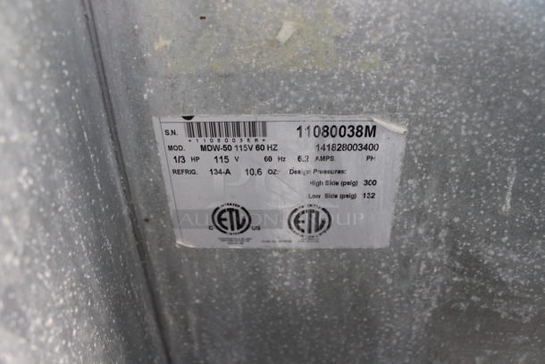 Micro Matic MDW-50 Stainless Steel Commercial Back Bar Bottle Cooler w/ 2 Sliding Lids. 115 Volts, 1 Phase. Tested and Working! - Image 3 of 6