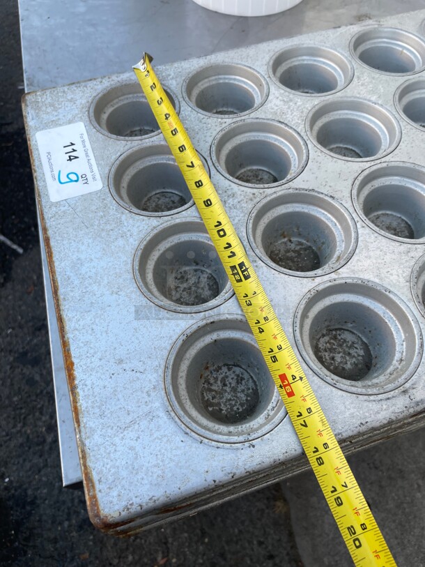 Nice! Commercial Aluminum Baking Sheets Great for Muffins or cup cakes NSF  - Image 6 of 7