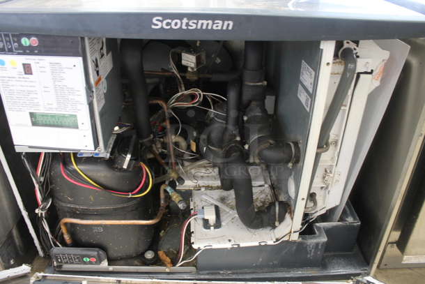 2015 Scotsman Prodigy C0630SA-32D Stainless Steel Commercial Ice Machine Head. 208/230 Volts, 1 Phasee.  - Image 4 of 9