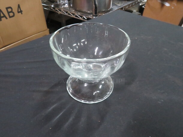 NEW Dessert/Ice Cream Glass. 12XBID - Image 1 of 3