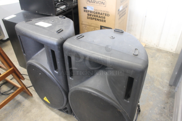 2 Behringer Eurolive B215A Speakers. 2 Times Your Bid! - Image 3 of 6