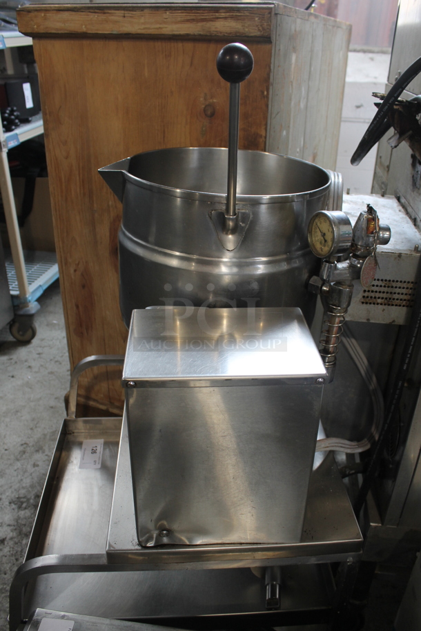 Groen TDB/4-20 Stainless Steel Commercial Countertop Electric Powered 40 Quart Tilting Steam Kettle on Equipment Stand. 208 Volts, 3 Phase. - Image 5 of 9