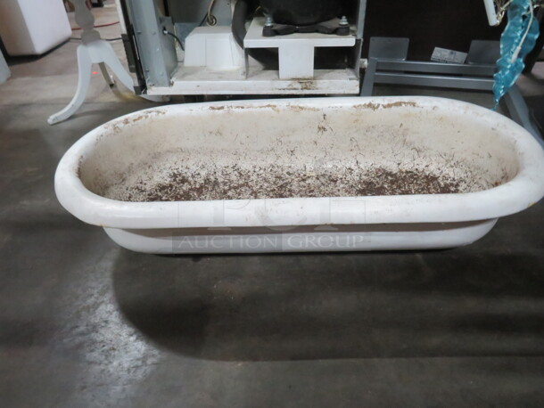 One Small Tin Vintage Bathtub Planter. 40X19X8 - Image 1 of 3