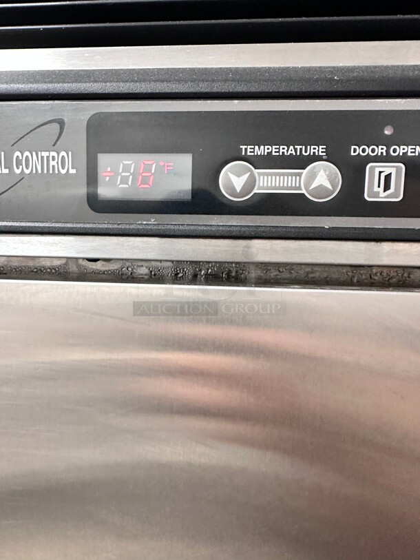 Working! Turbo Air MSF-49-NM Super Deluxe 54 inch Solid Door Reach-In Commercial Freezer NSF 115 Volt Tested and Working! - Image 5 of 9