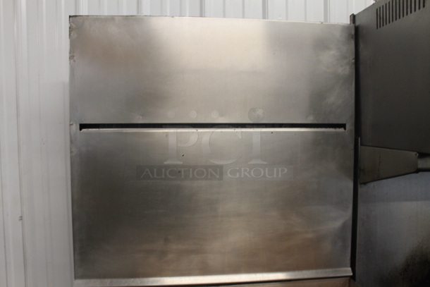 Jade Range Commercial Stainless Steel Natural Gas Powered Griddle Range With CONVECTION Oven With Pan Racks On Commercial Casters. - Image 3 of 10