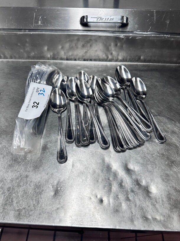 New! Winco 0005-03 7 3/8 inch Dinner Spoon with 18/0 Stainless Grade, Dots Pattern NSF  - Image 2 of 4