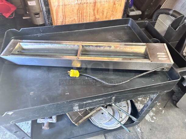 Working! Superior Products 36 inch  Glo-Ray Single Infrared Warmer with Infinite Controls - 120V, 800W NSF Tested and Working! - Image 4 of 7