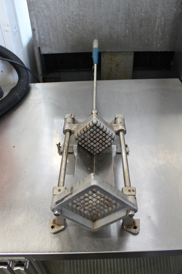 Metal Commercial Countertop French Fry Cutter. - Image 4 of 5