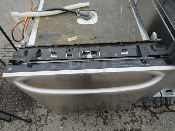 One Stainless Steel GE Household Dishwasher. Model# GLDT696DOSS. 120 Volt. 23.5X24.5X31.5 - Image 2 of 3