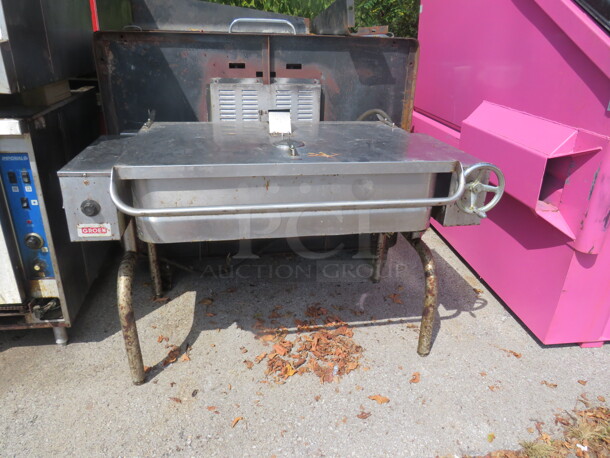 One Groen Tilt Skillet. Model# FPC-4. 208 Volt. 1/3 Phase. 58X37X36 - Image 1 of 2