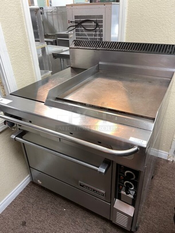 Garland Heavy-Duty Commercial Natural Gas Range Griddle top Standard oven NSF. Tested and Working!