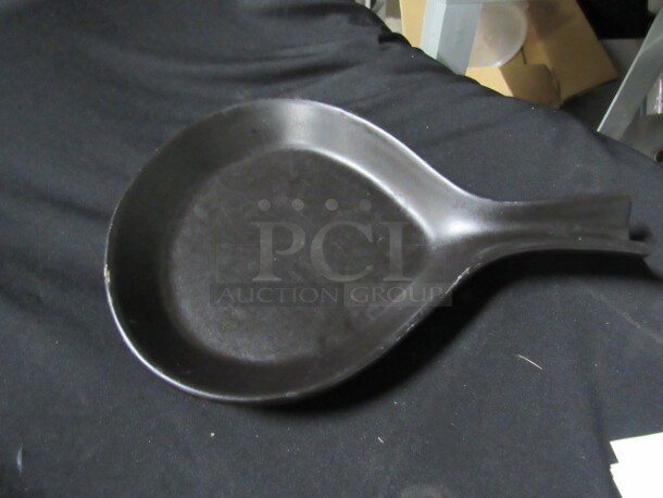 8X11.5 Skillet Server. 7XBID