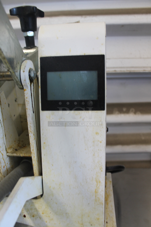 Dough Xpress DM-18 Metal Commercial Countertop Dough Press. 120 Volts, 1 Phase. Tested and Working! - Image 5 of 7
