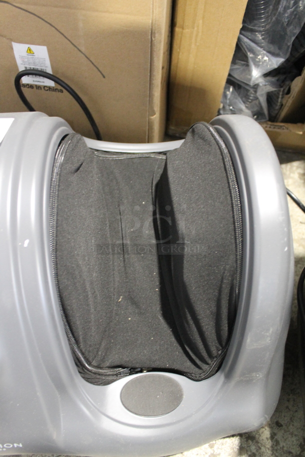 BRAND NEW SCRATCH AND DENT! Expansion TD001F Foot Massager. 110 Volts, 1 Phase. Tested and Working! - Image 4 of 9