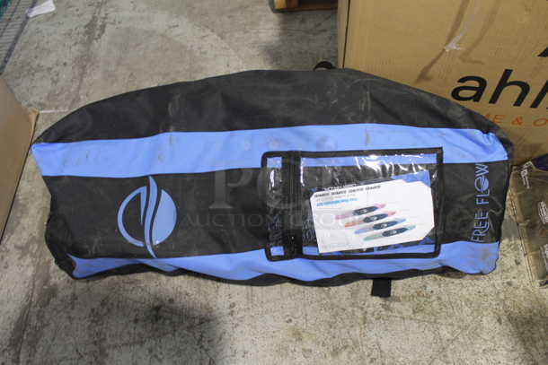 BRAND NEW SCRATCH AND DENT! SereneLife Paddle Board in Bag