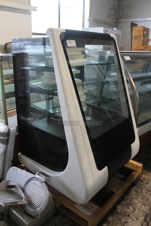 BRAND NEW SCRATCH AND DENT! Metal Commercial Floor Style Refrigerated Displaly Case Merchandiser. Does Not Come w/ Remote Compressor. - Image 2 of 3