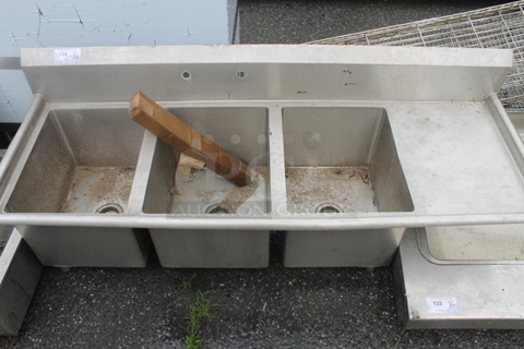 Stainless Steel Commercial 3 Bay Sink w/ Right Side Drain Board. No Legs. Bays 16x20x14. Drain Board 16.5x22