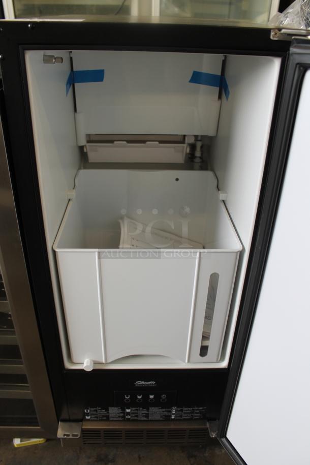 BRAND NEW SCRATCH AND DENT! Danby DIM32D1BSSPR 32lb 15" Stainless Steel Built-In Ice Maker. 115 Volts, 1 Phase. Tested and Working! - Image 2 of 7